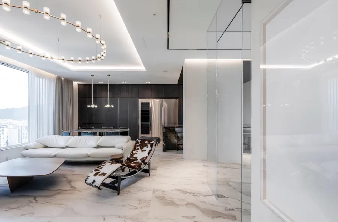 Residential Community Offering Premier Amenities